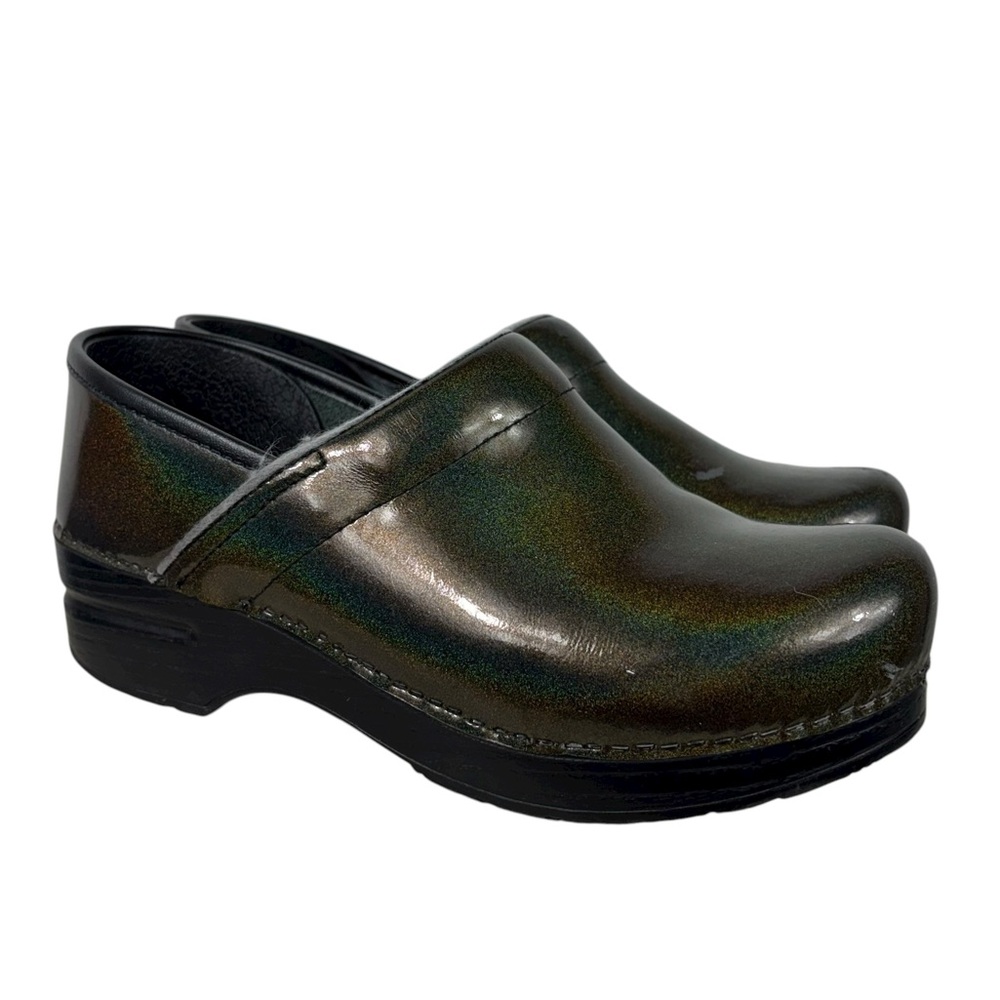 Dansko Metallic Sheen Reflective Slip On Performance Clog Shoes 38 8 Nursing